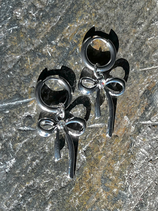 Bow Baby Huggies (Silver)